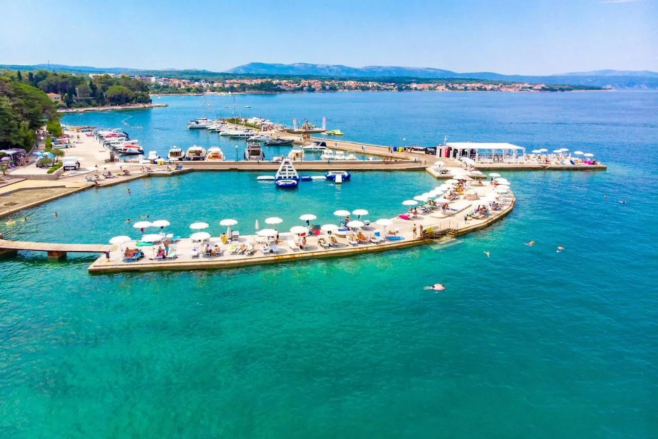 Holiday House Serenity Malinska 0*,  Croatia