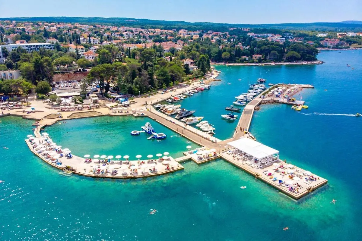 Holiday House Serenity Malinska 0*,  Croatia