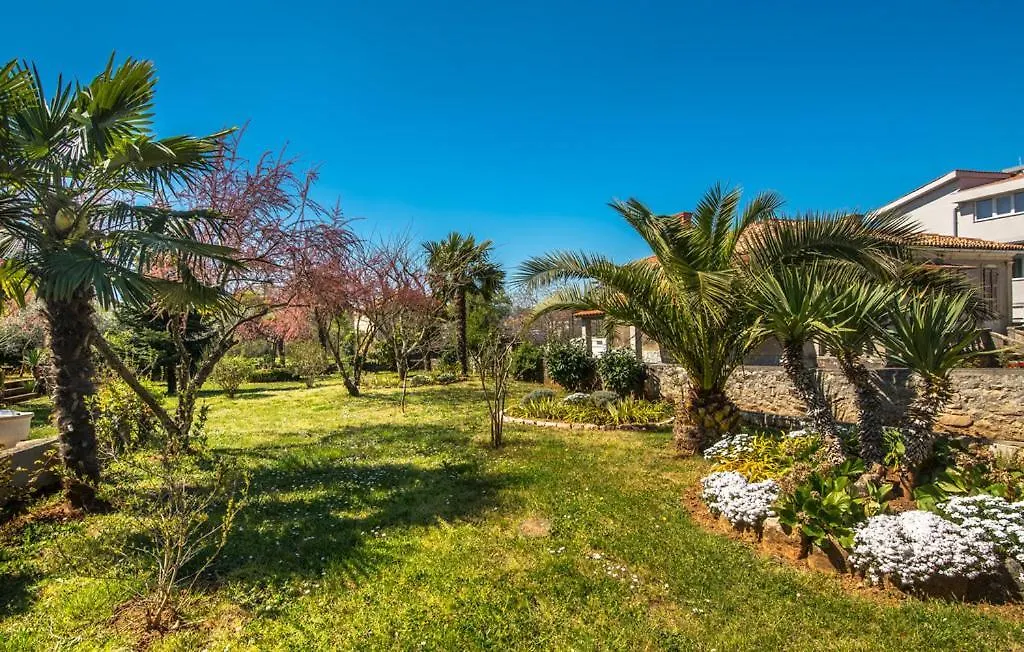 Holiday House Serenity Malinska 0*,